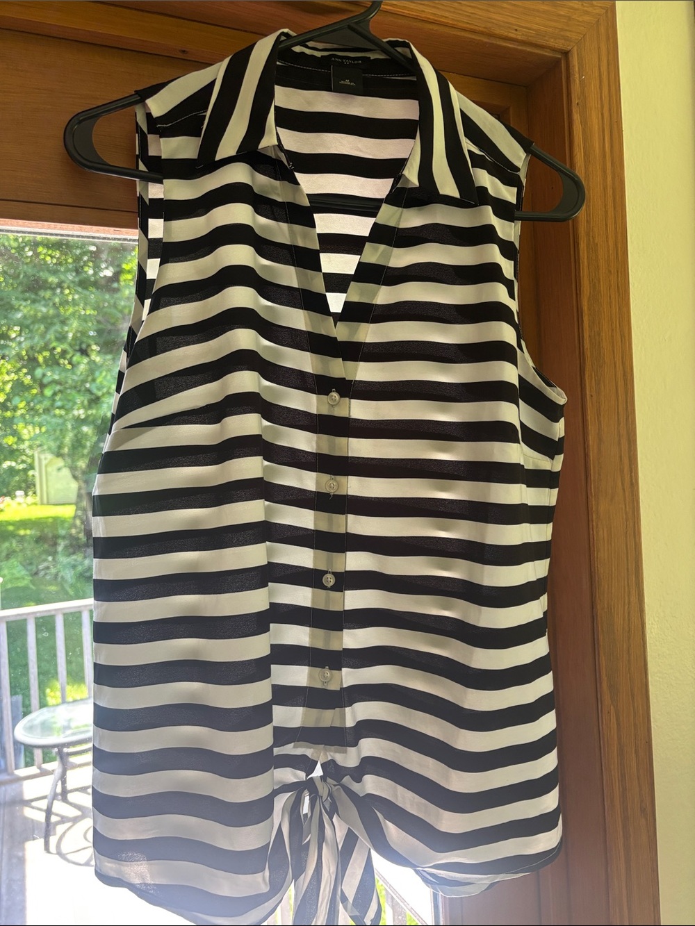 Ann Taylor Black and White Striped Tie-Front Sleeveless Button-Up Tank